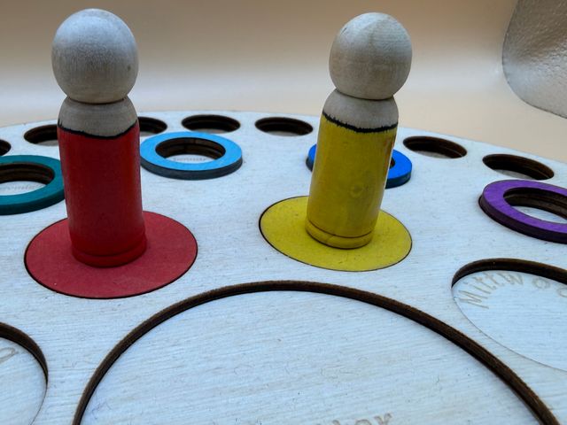 Jahreszeitenkreis aus Holz